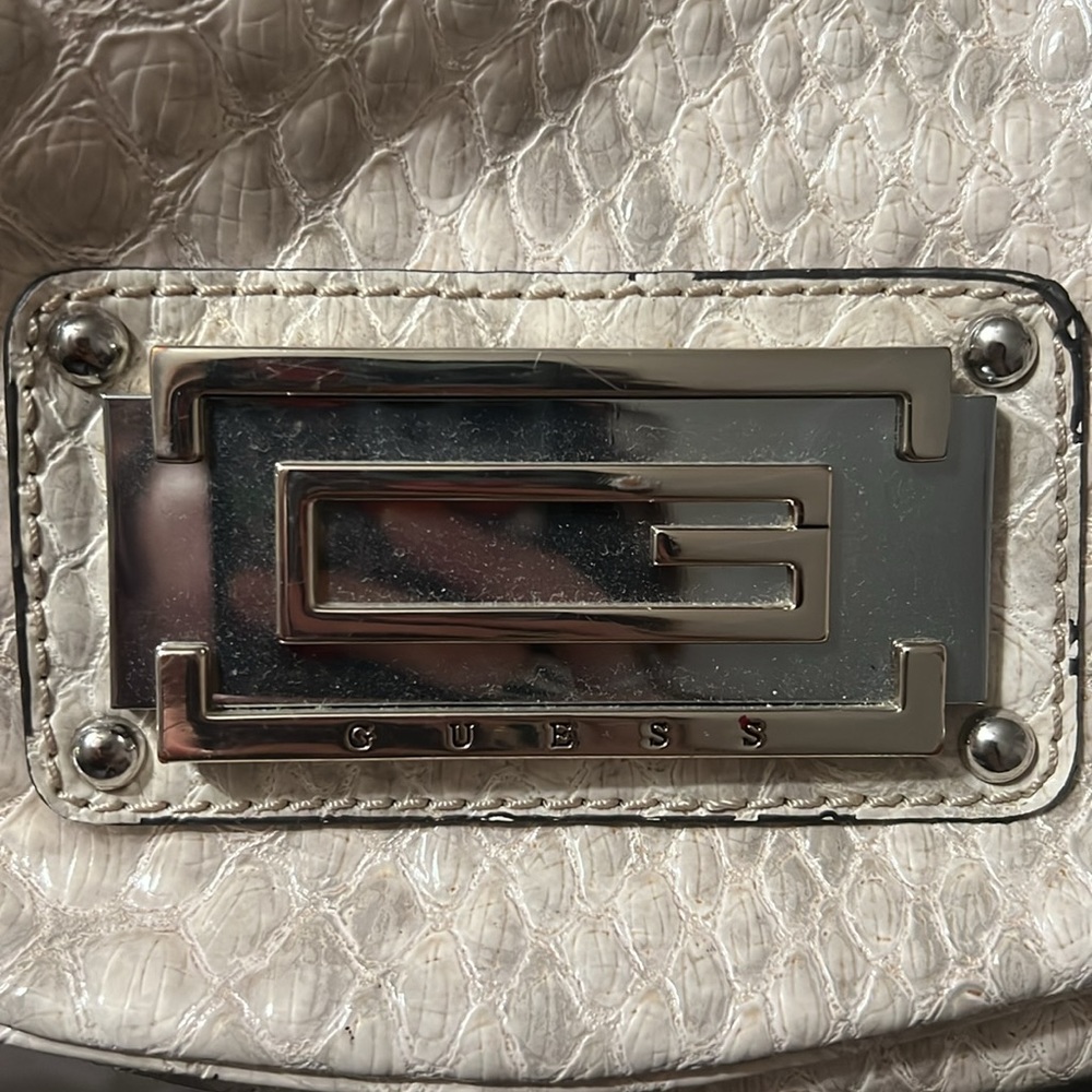 Y2K Guess Purse - Picture 6 of 6